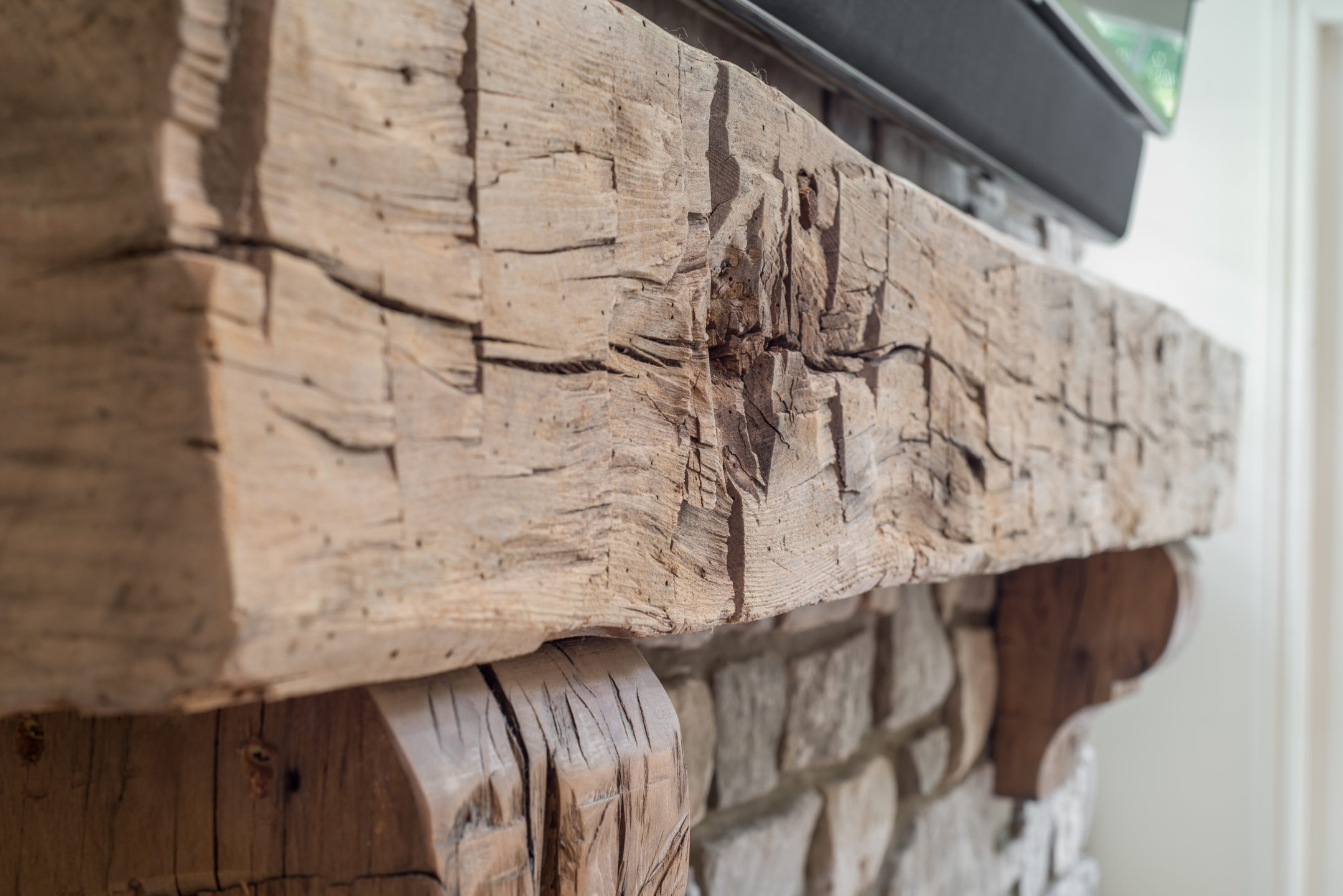 Evergreen_projects_bay_village_traditional_details_fireplace