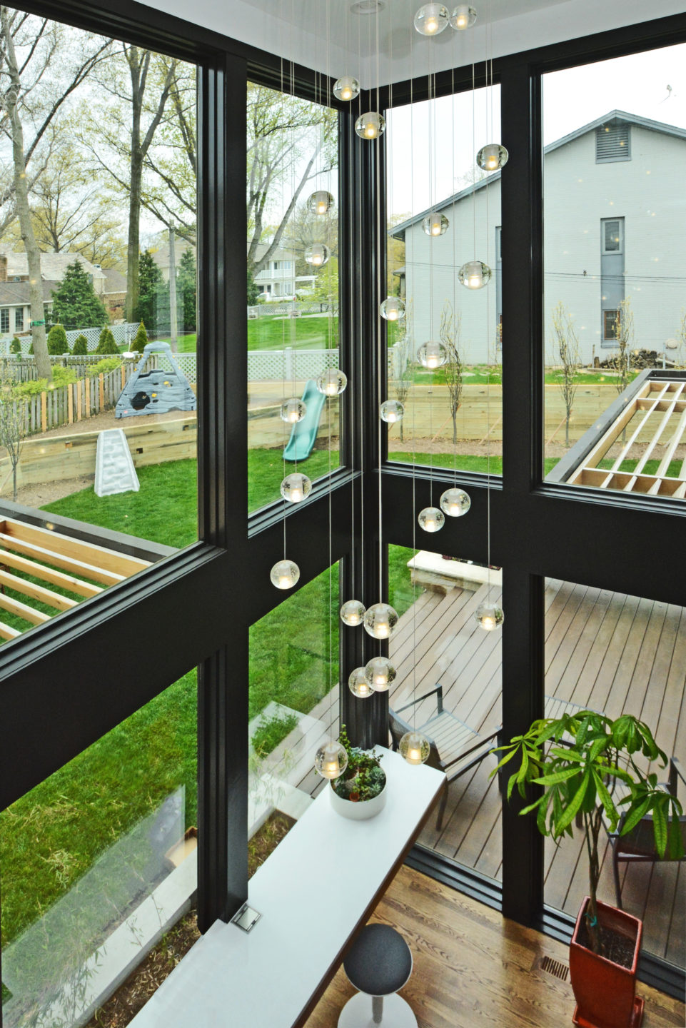 evergreen-portfolio-kensington-modern-revival-interior-details-lighting